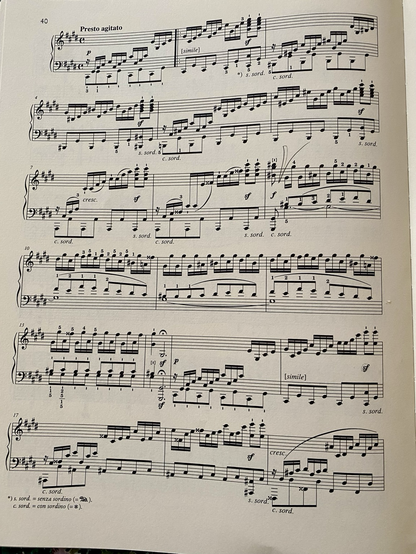 Foto der Noten von Ludwig Beethovens Klaviersonate op27, Nr.2, letzter Satz, Wiener Urtextausgabe.